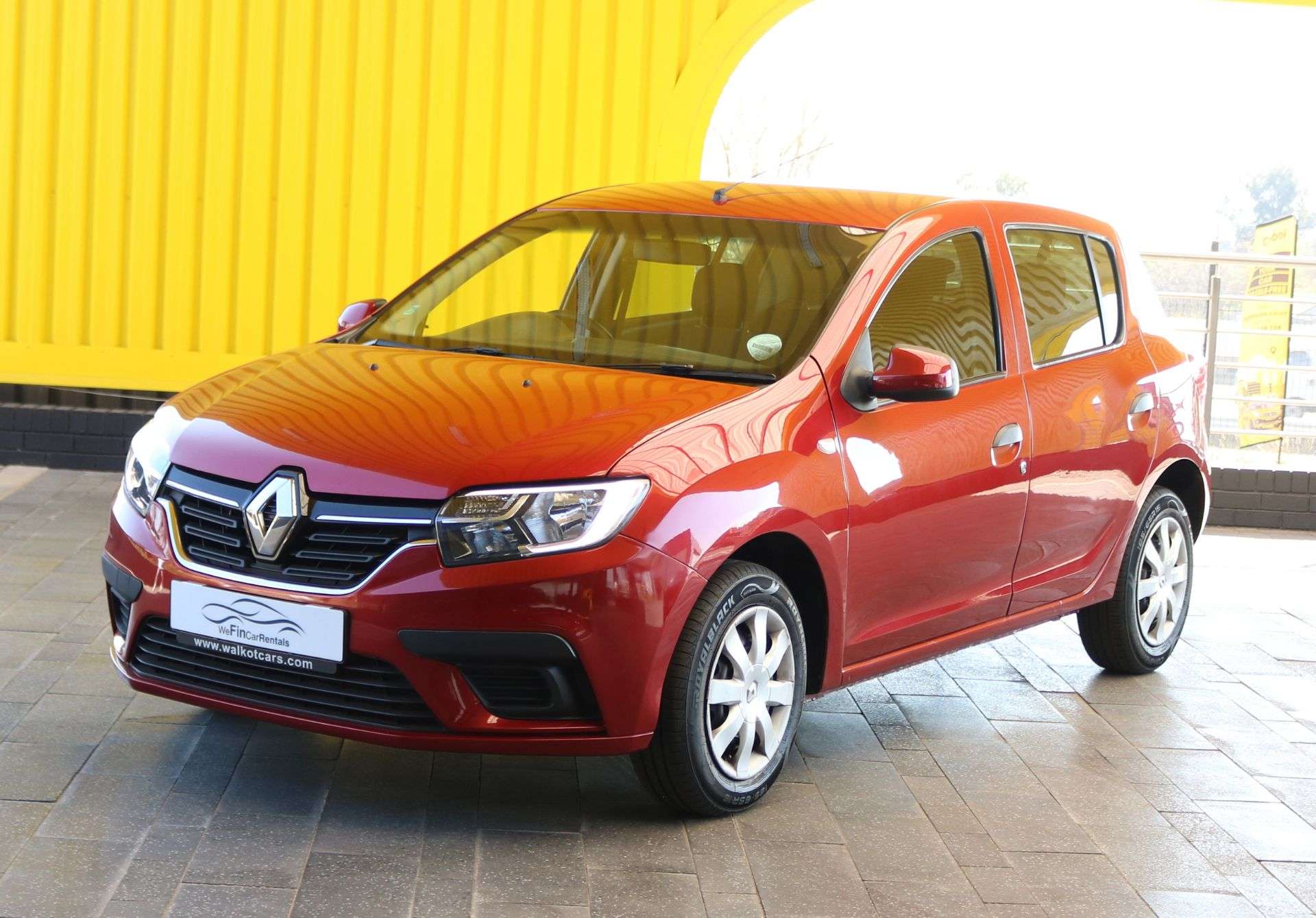 Renault Sandero (3)